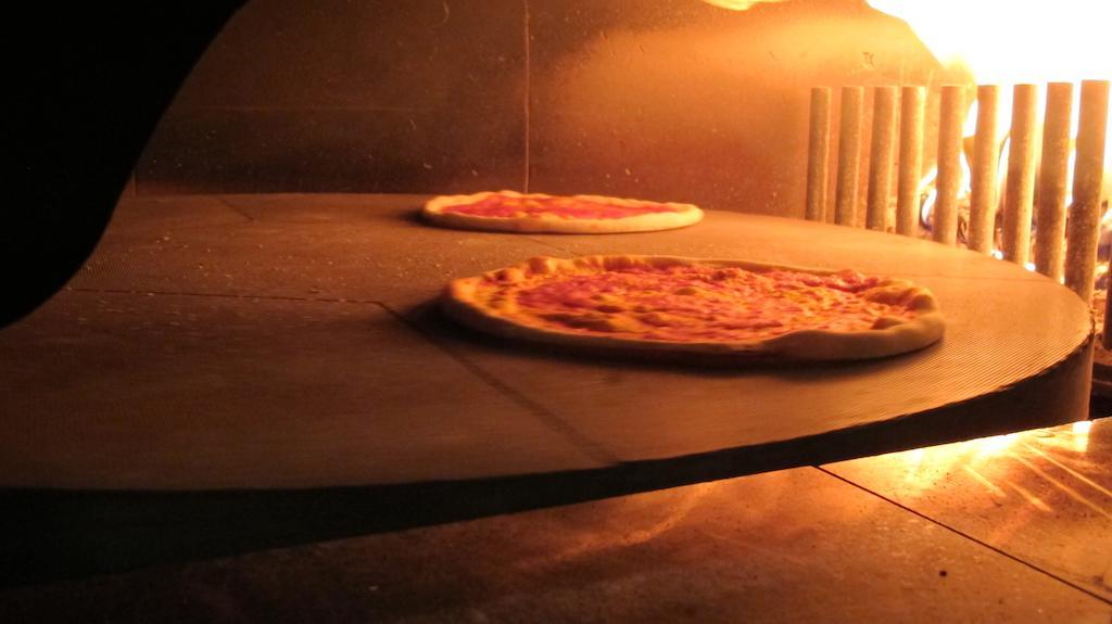 Albergo Ristorante Montecucco Da Tobia Sigillo Exteriér fotografie